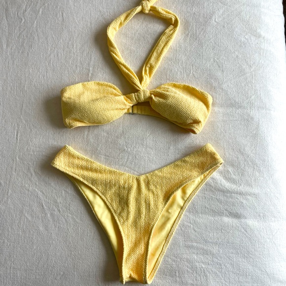 Abercrombie & Fitch Other - Yellow bikini